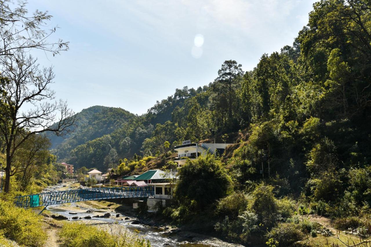 Sb Mount Resort Lansdowne Εξωτερικό φωτογραφία